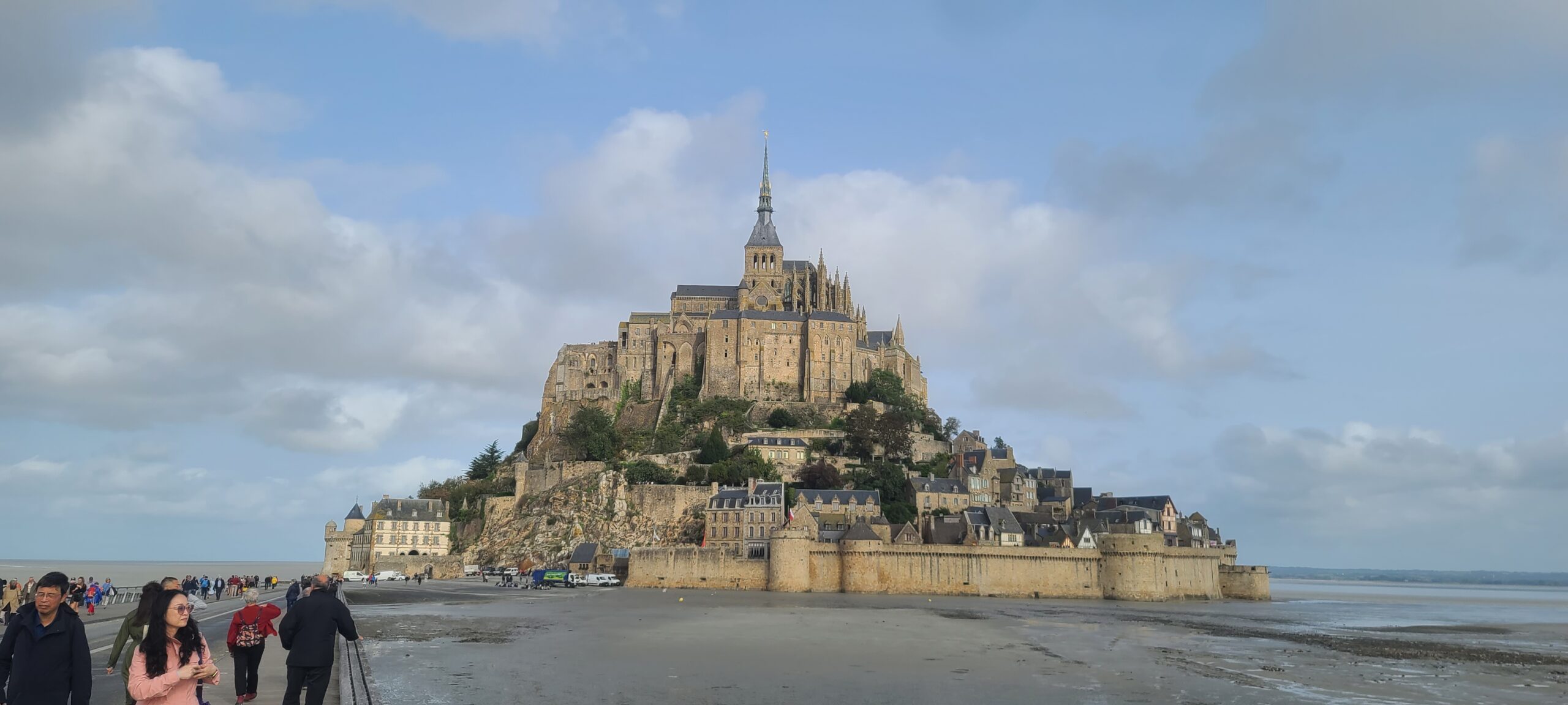 Mont Saint Michel. Viajando en autocaravana a la provenza francesa y normandia