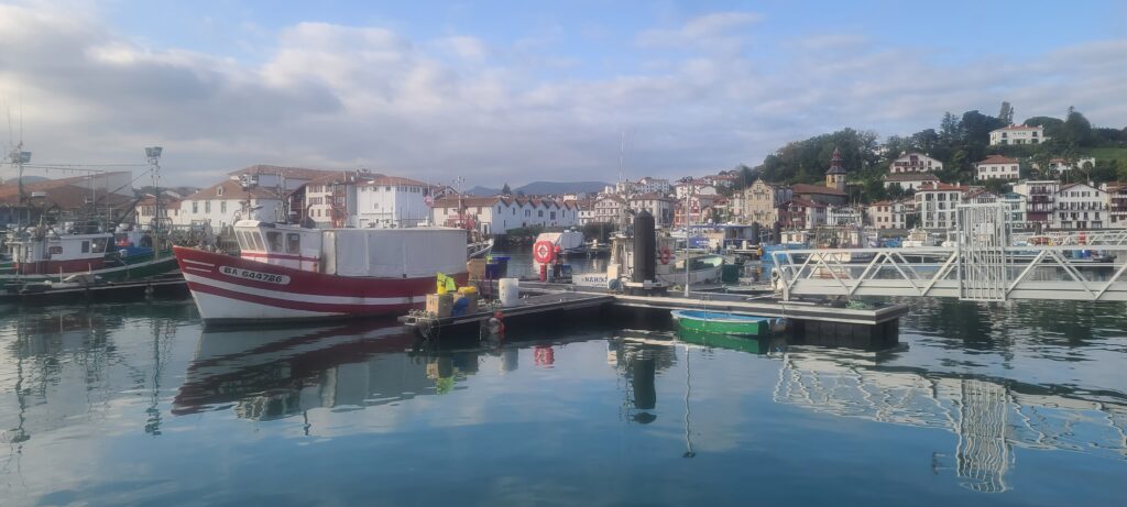 San juan de luz en Francia. Viajando en autocaravana